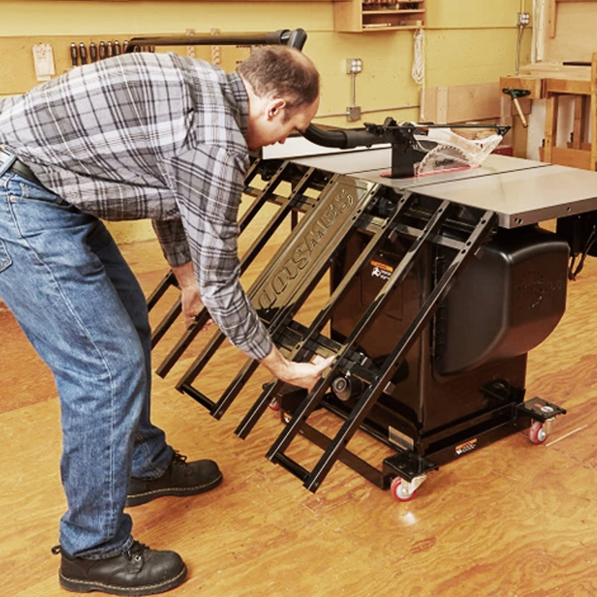 SawStop Folding Outfeed Table