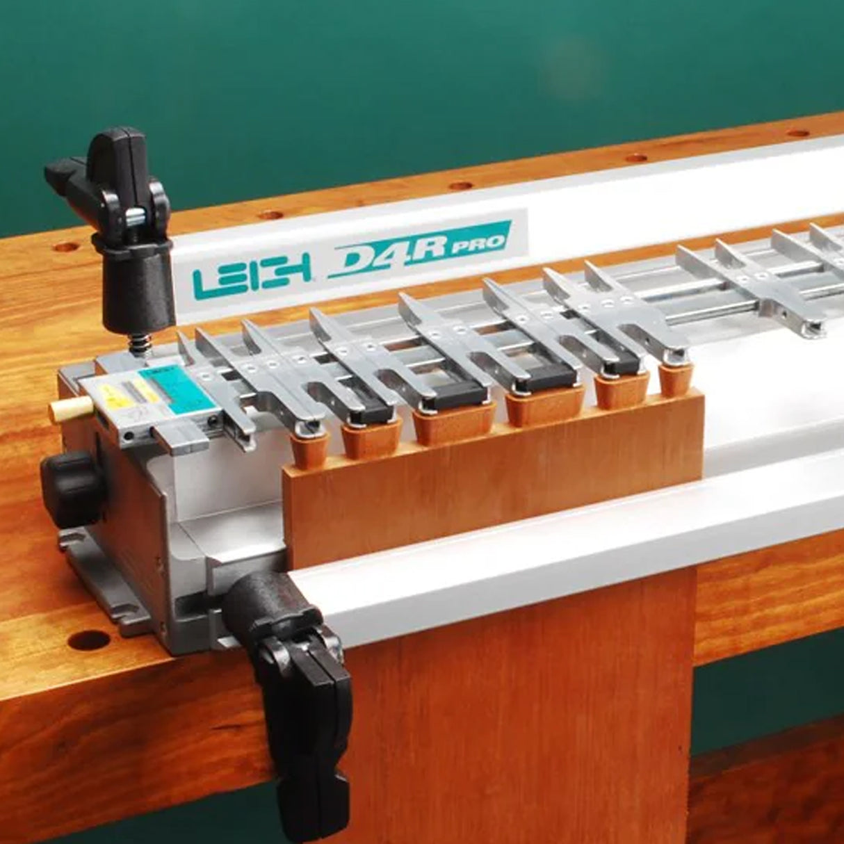 Leigh D4R Pro 24 inch Dovetail Jig