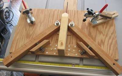 45 Degree Adjustable Miter Jig