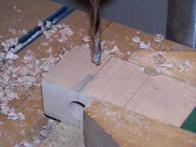 Drill the jig hole for the handle