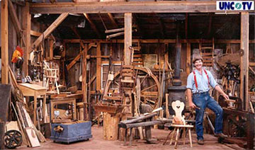 Roy Underhill at Highland Woodworking