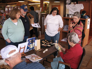 Atlanta Woodcarvers Club members demonstrate spooncarving