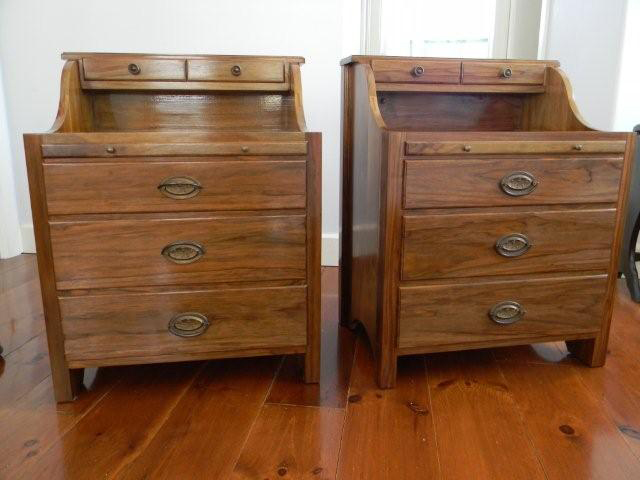  book: An 1840's Shaker sewing desk - a total woodworking work out