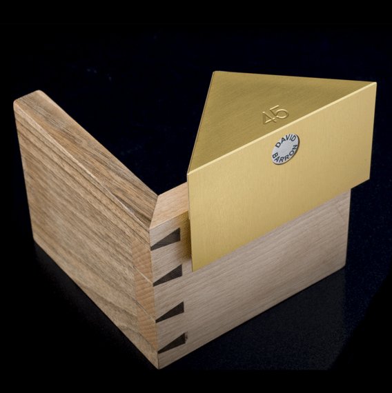 David Barron Magnetic Saw Guide