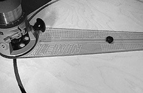 Lewin Router Compass Straight Edge Attachment